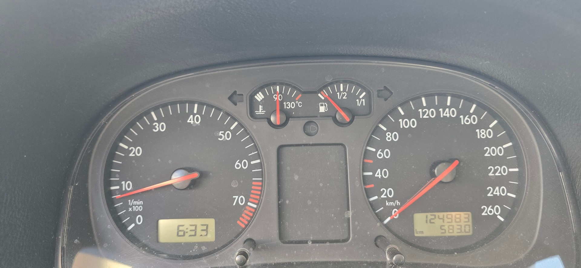 VW Golf 1.8 Comfortline 4Motion-image-10