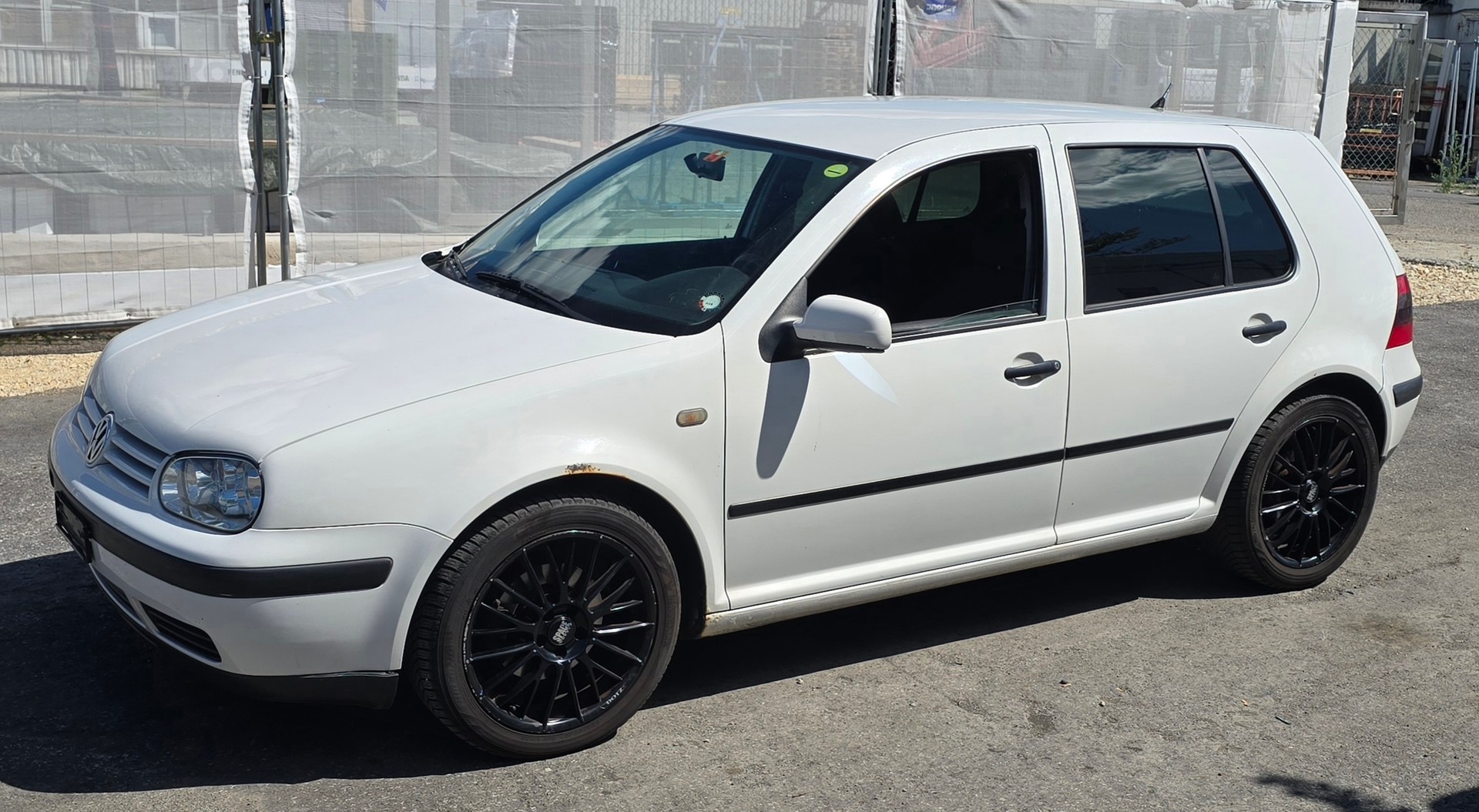 VW Golf 1.8 Comfortline 4Motion-image-2