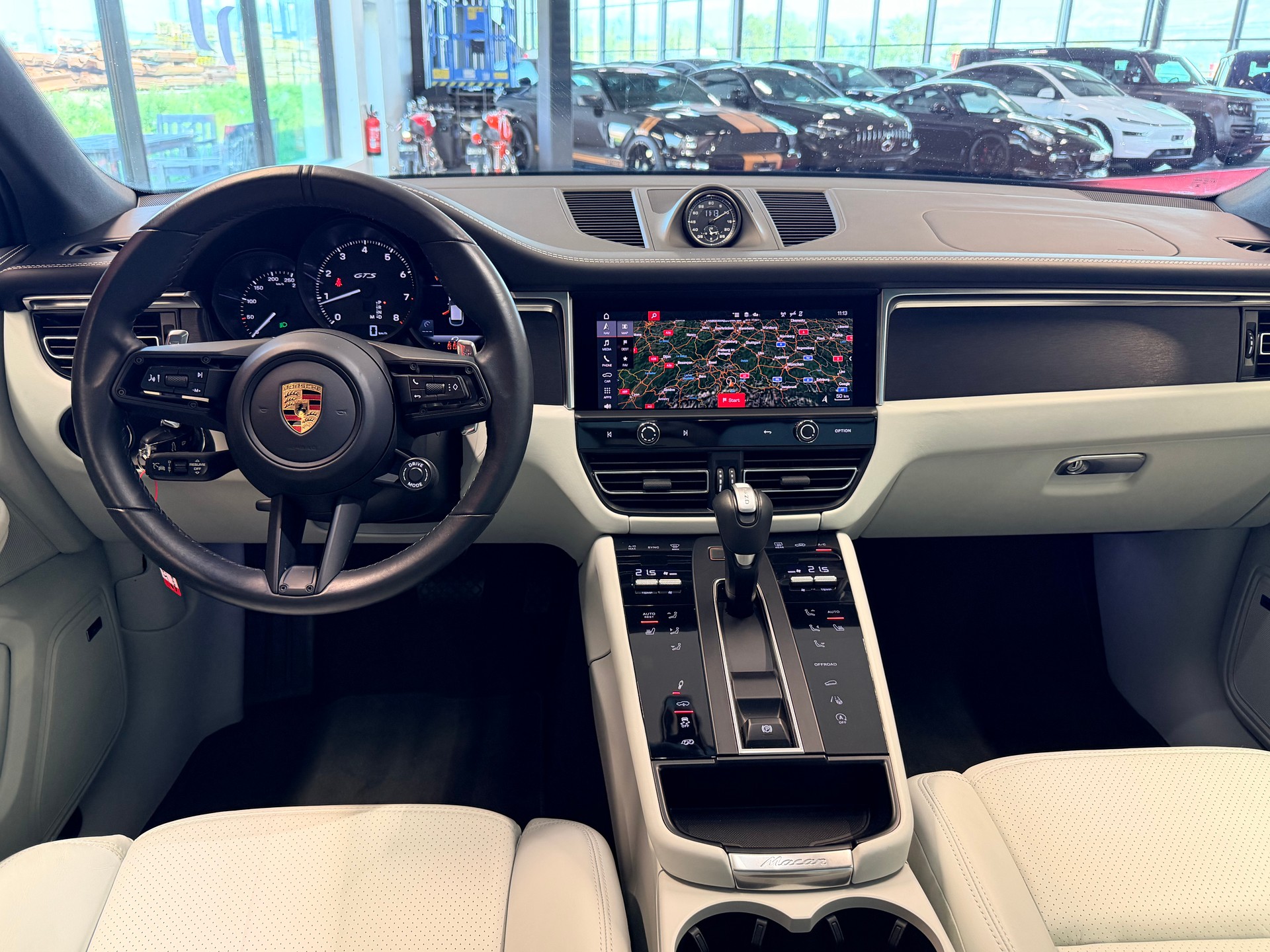 PORSCHE Macan GTS PDK-image-22