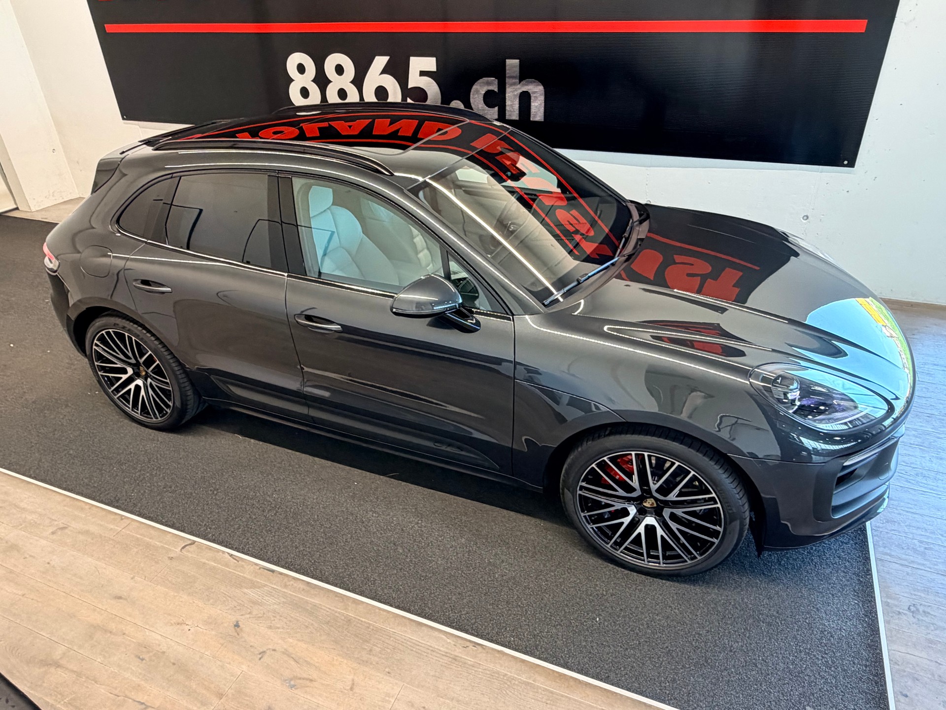 PORSCHE Macan GTS PDK-image-5