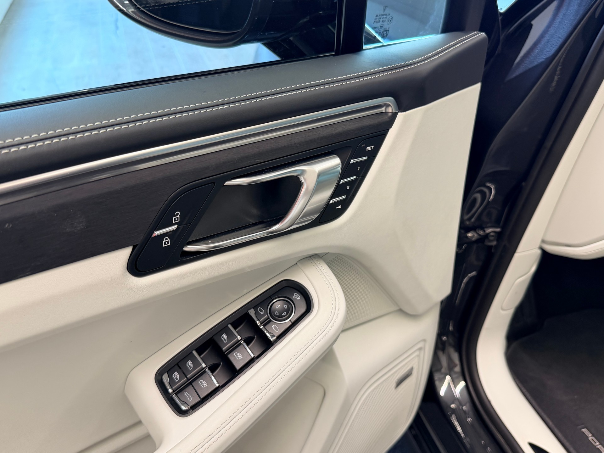 PORSCHE Macan GTS PDK-image-14