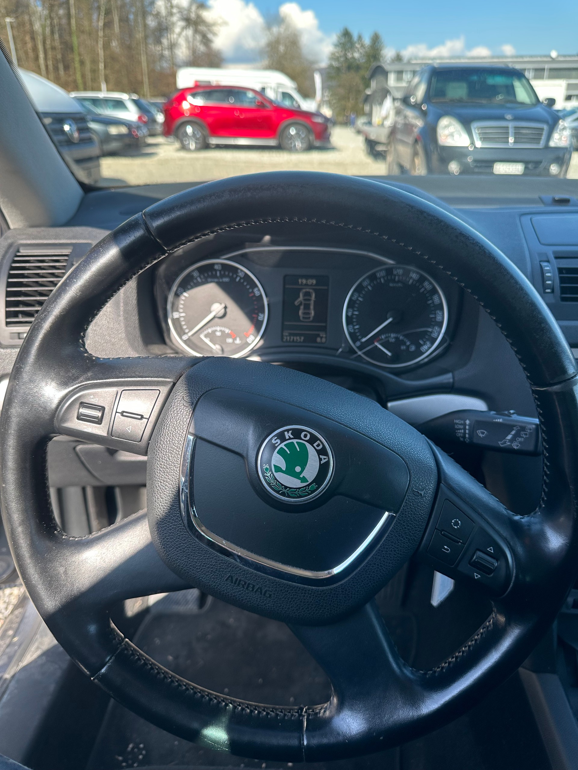 SKODA Octavia Combi 1.8 TSI Swiss Adventure 4x4-image-8