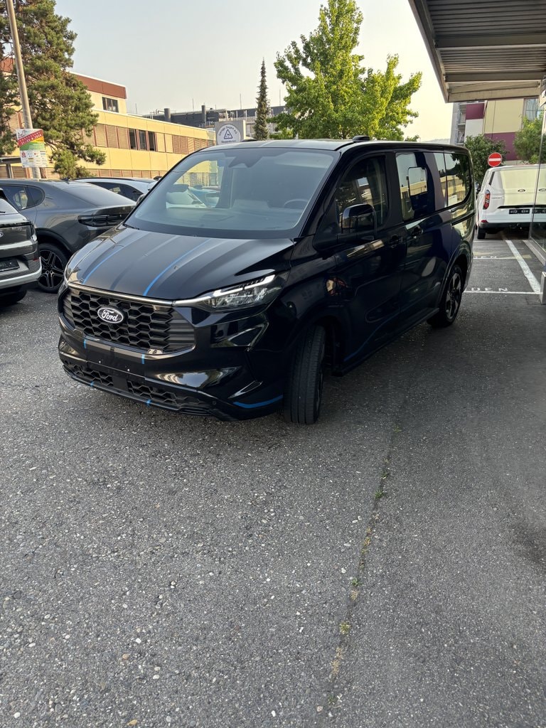 FORD Tourneo Custom 320 L1 2.0 EcoBlue 170 Sport-image-19