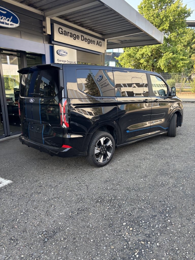 FORD Tourneo Custom 320 L1 2.0 EcoBlue 170 Sport-image-25