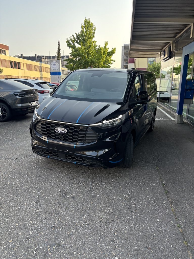 FORD Tourneo Custom 320 L1 2.0 EcoBlue 170 Sport-image-18