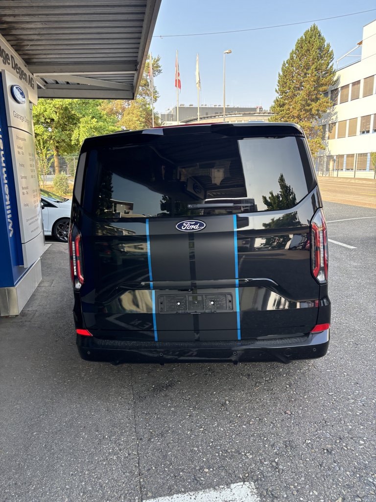 FORD Tourneo Custom 320 L1 2.0 EcoBlue 170 Sport-image-22