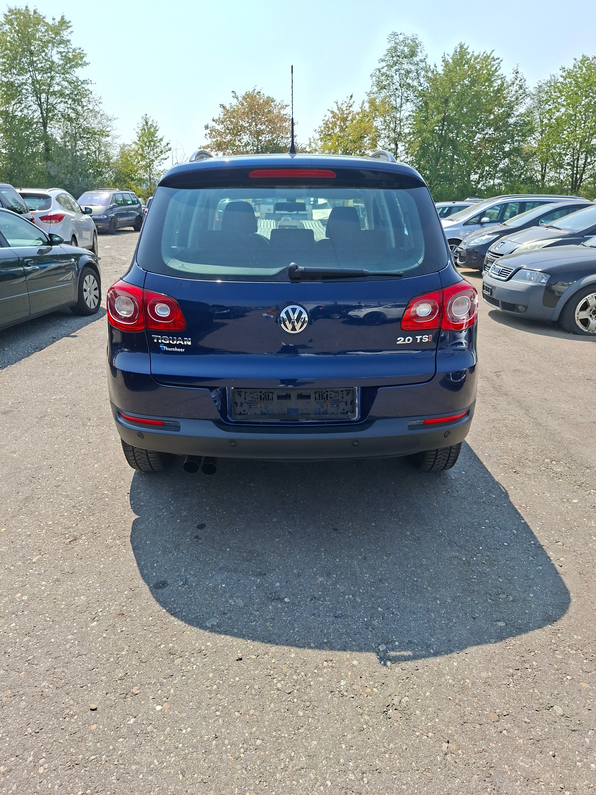 VW Tiguan 2.0 TSI Sport&Style-image-2