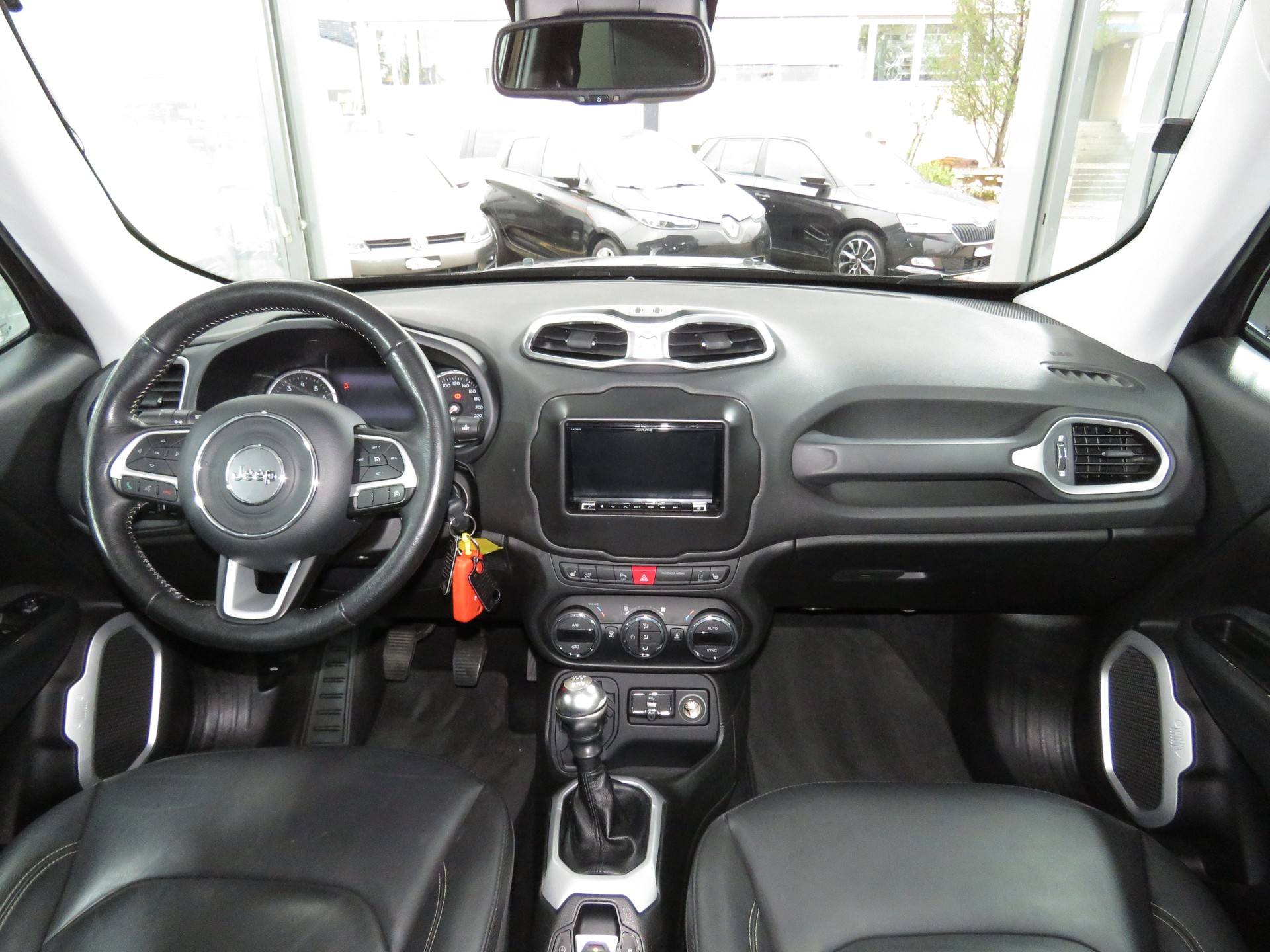 JEEP Renegade 1.4 Turbo Limited-image-14