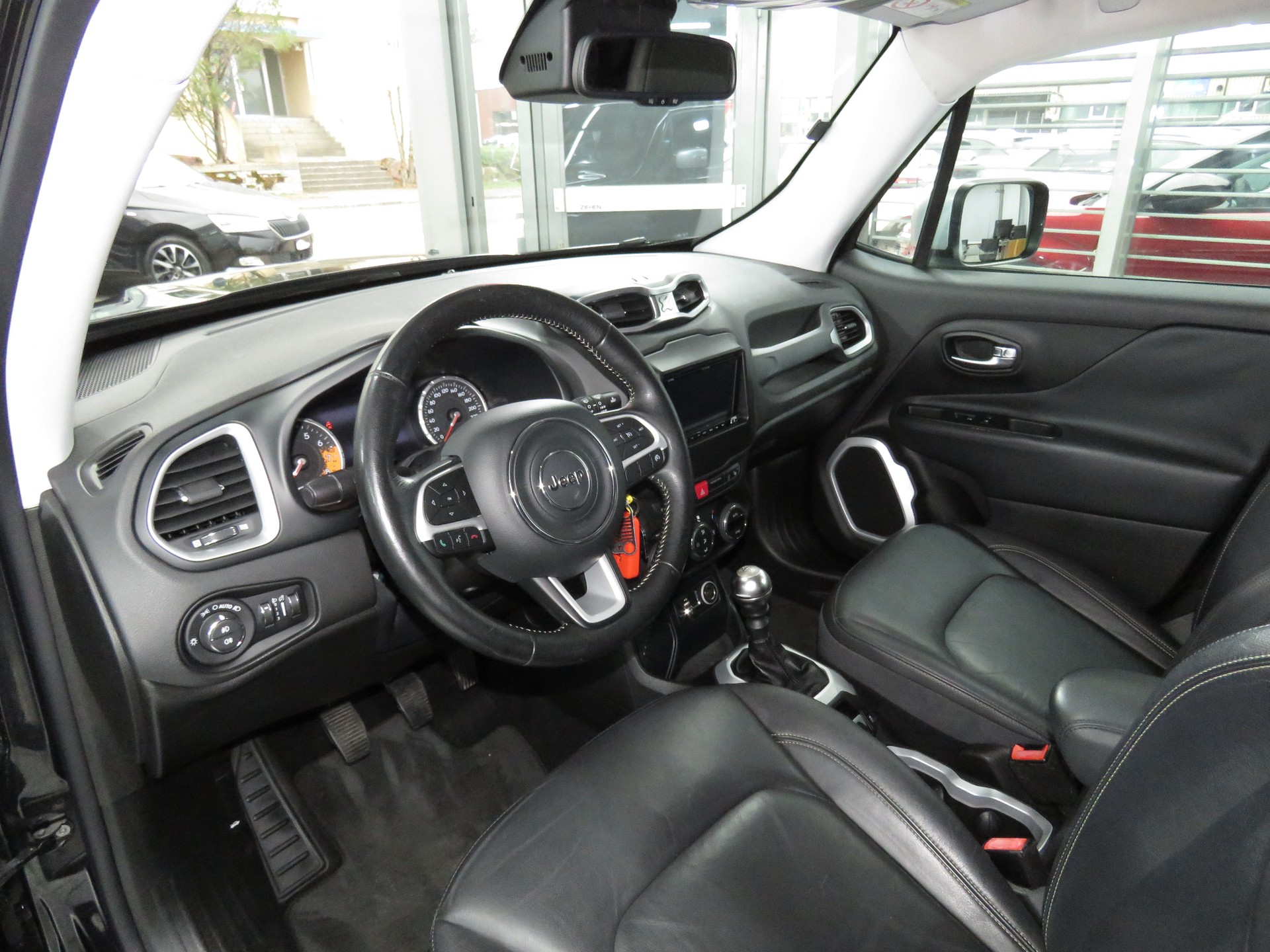 JEEP Renegade 1.4 Turbo Limited-image-6