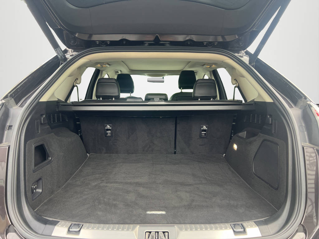 FORD Edge 2.0 TDCi 210 Vignale FPS-image-12