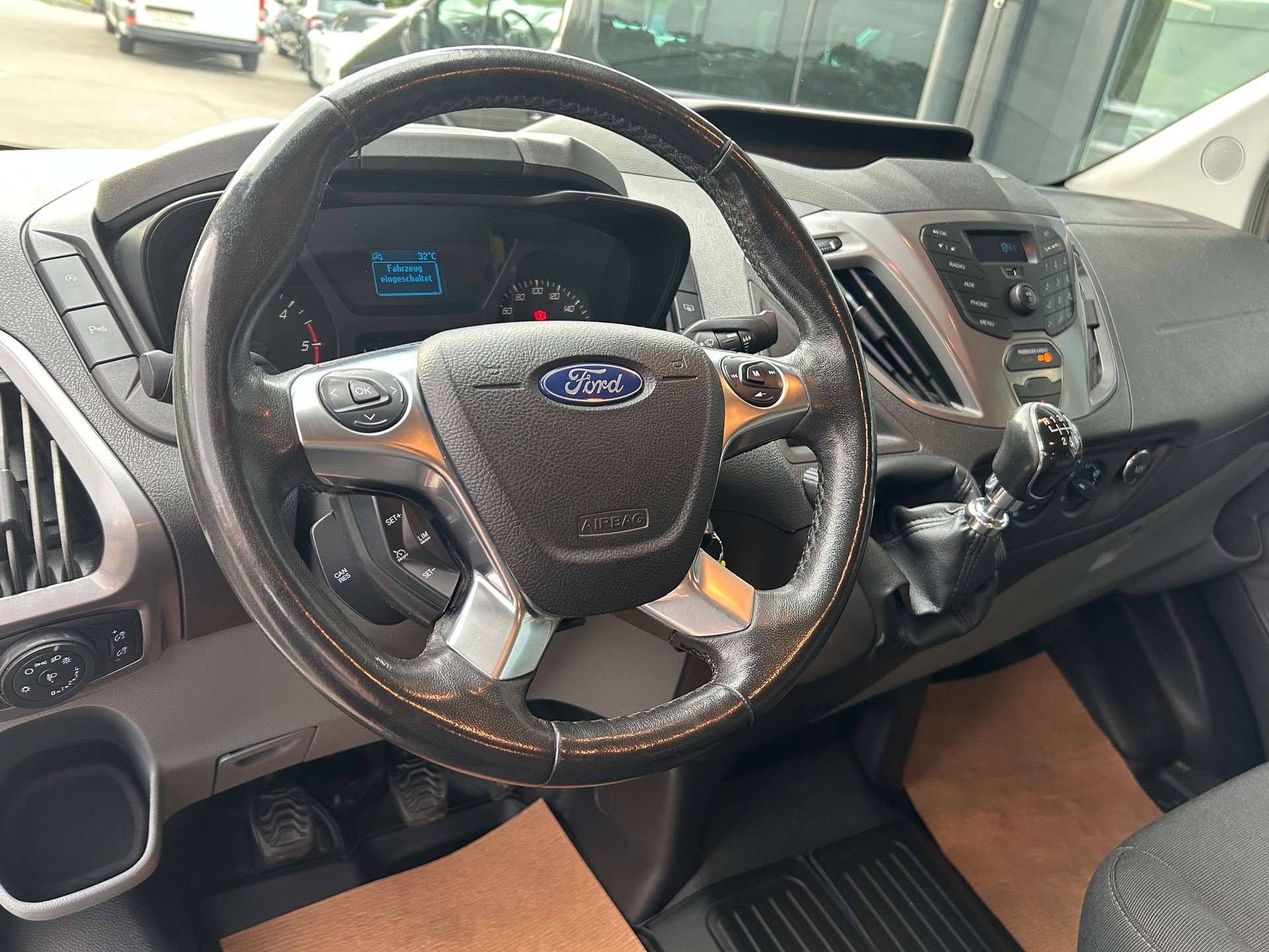 FORD Transit Custom 310 L1H1 Trend-image-8