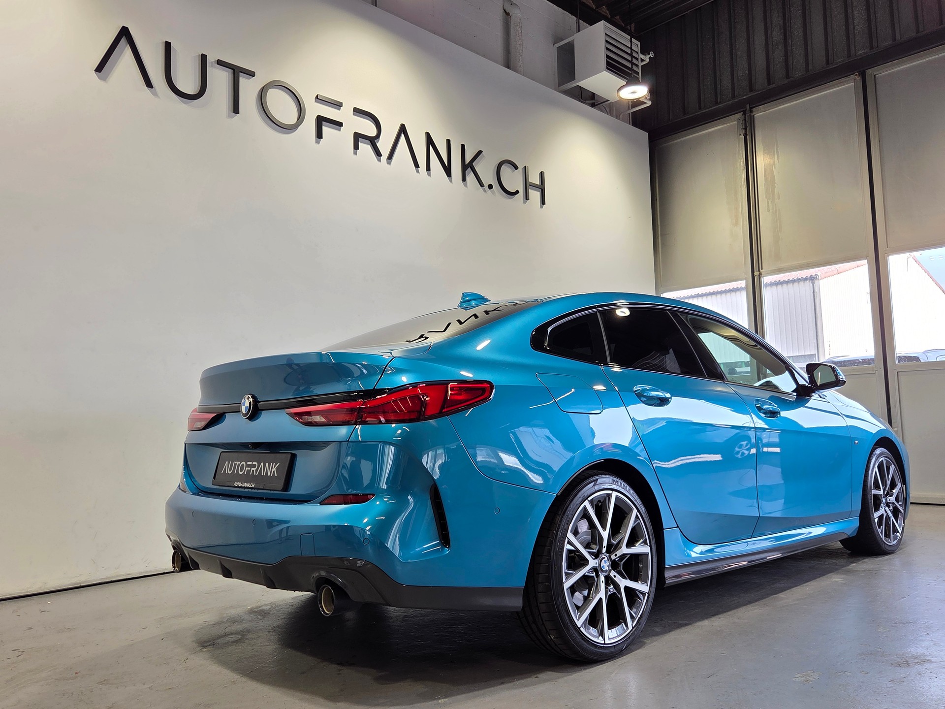 BMW 220d xDrive Gran Coupé-image-2