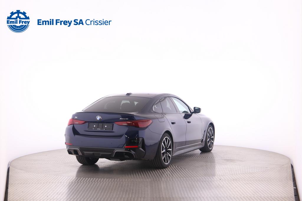 BMW i4 xDrive40-image-1