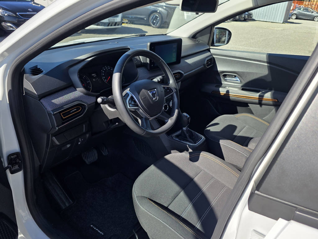 DACIA Sandero 1.0 TCe Stepway Comfort-image-4