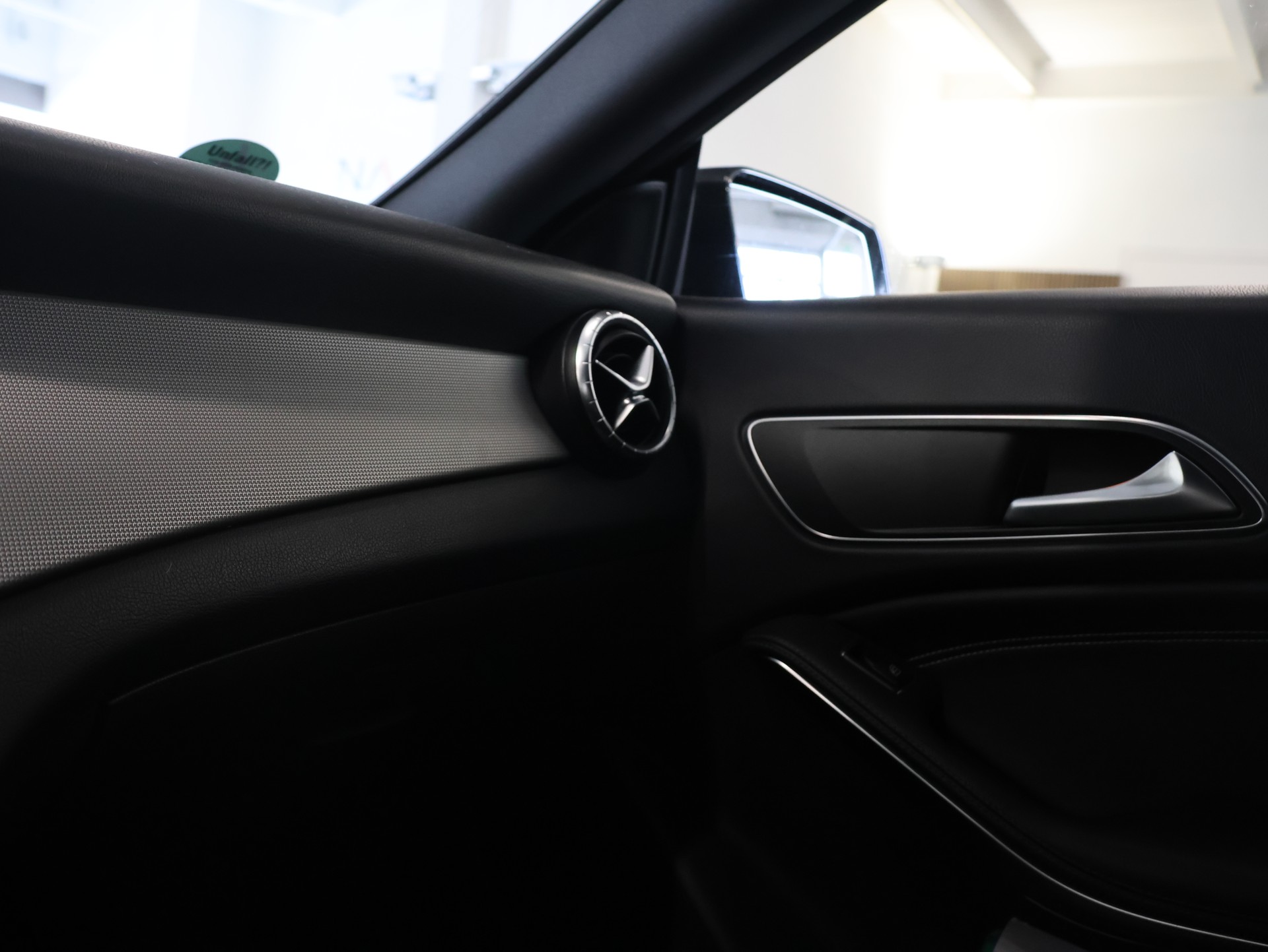 MERCEDES-BENZ CLA Shooting Brake 200 AMG Line 7G-DCT *Sitzheizung* *Rückfahrkamera* *Panoramadach*-image-20