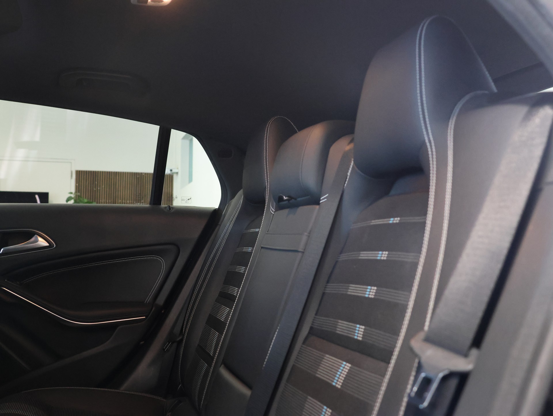 MERCEDES-BENZ CLA Shooting Brake 200 AMG Line 7G-DCT *Sitzheizung* *Rückfahrkamera* *Panoramadach*-image-26