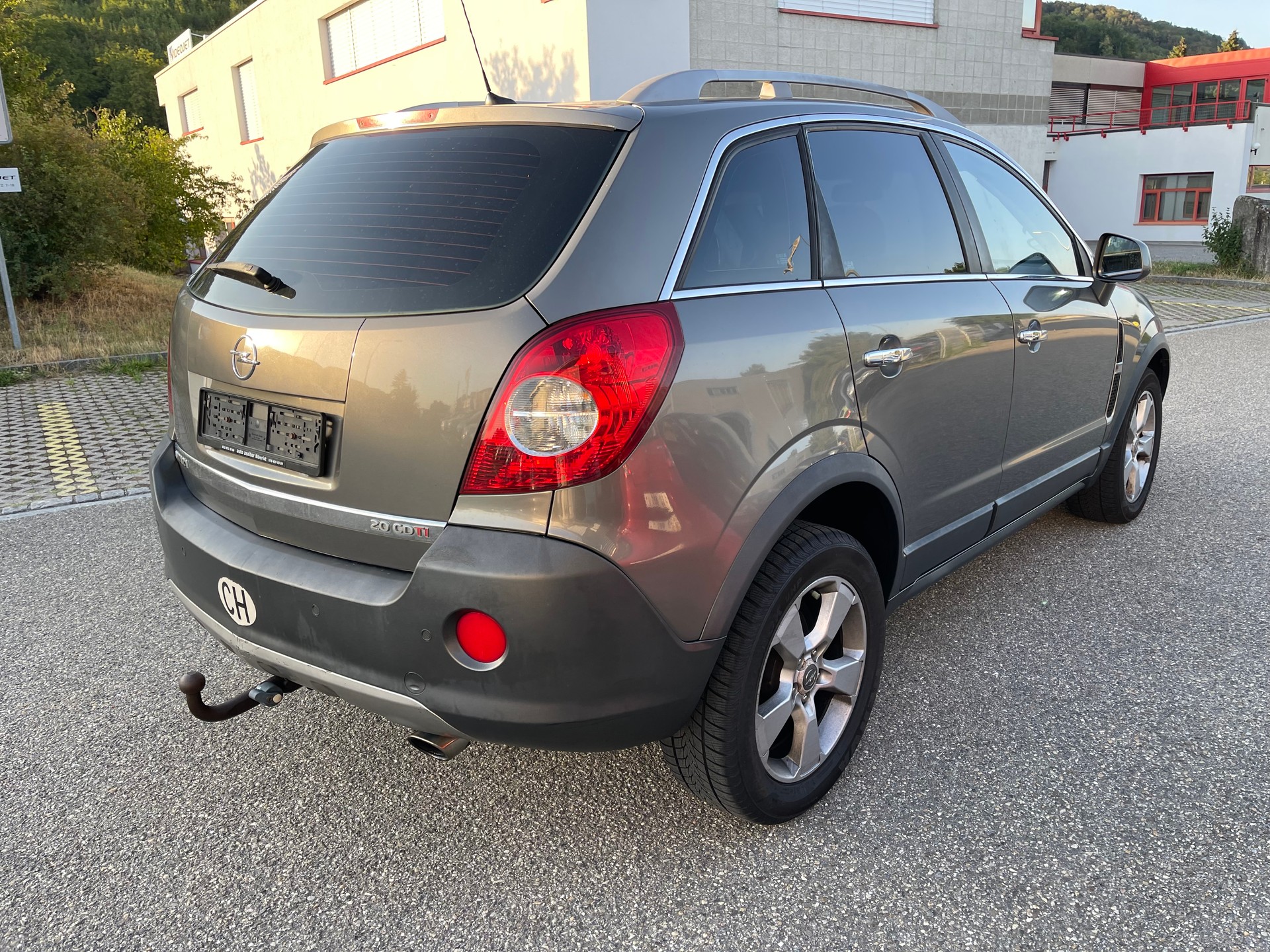 OPEL Antara 2.0 CDTi Cosmo 4WD-image-3