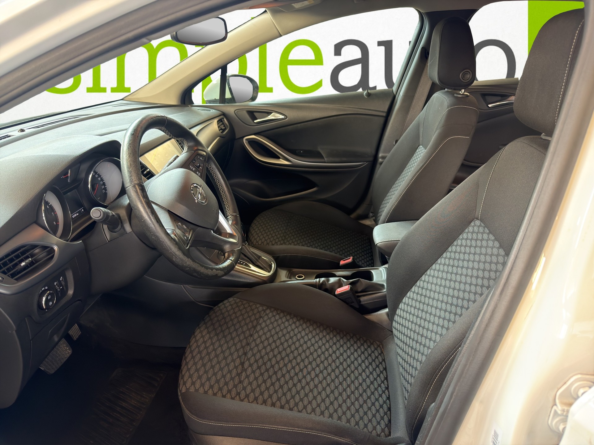 OPEL Astra Sports Tourer 1.4i Turbo Dynamic Automatic-image-6