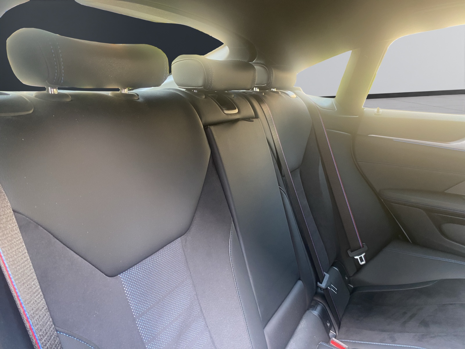 BMW i4 M50-image-15