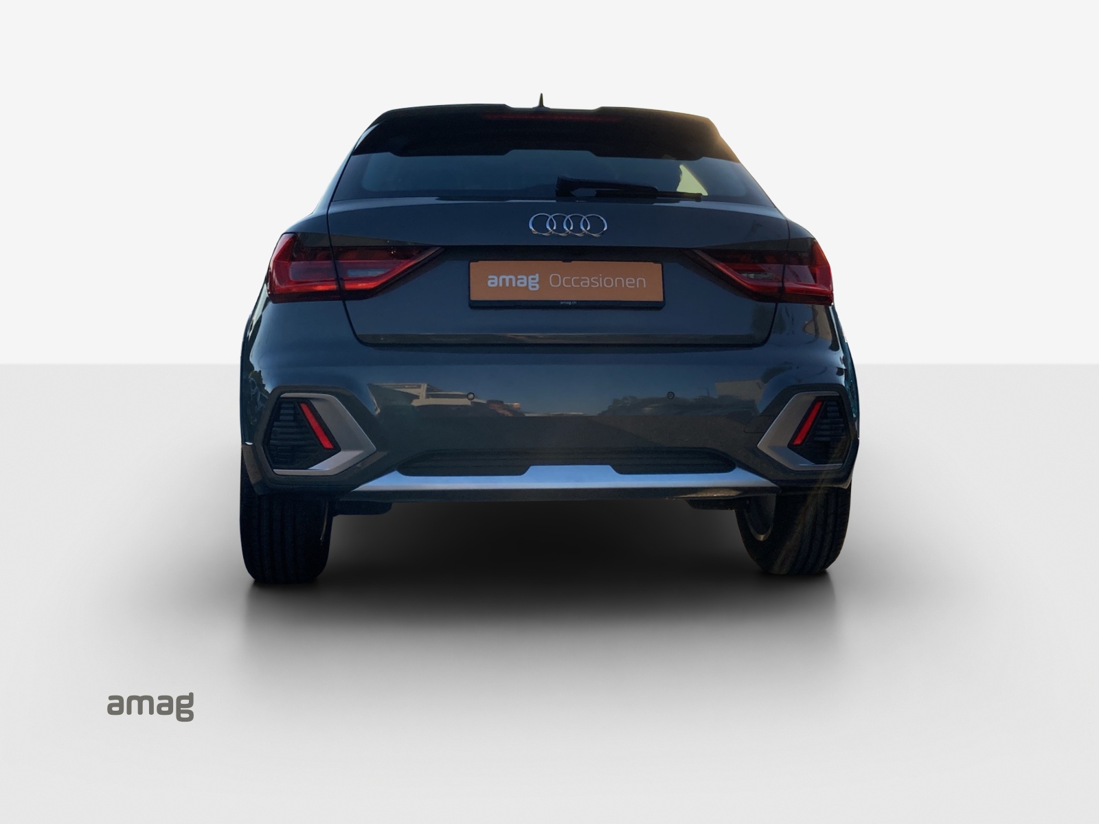 AUDI A1 allstreet 30 TFSI Attraction S-tronic-image-3