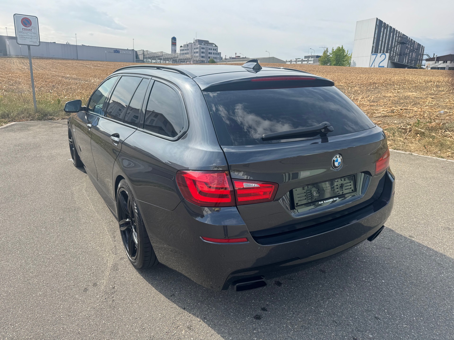 BMW M550d xDrive Touring Steptronic-image-8