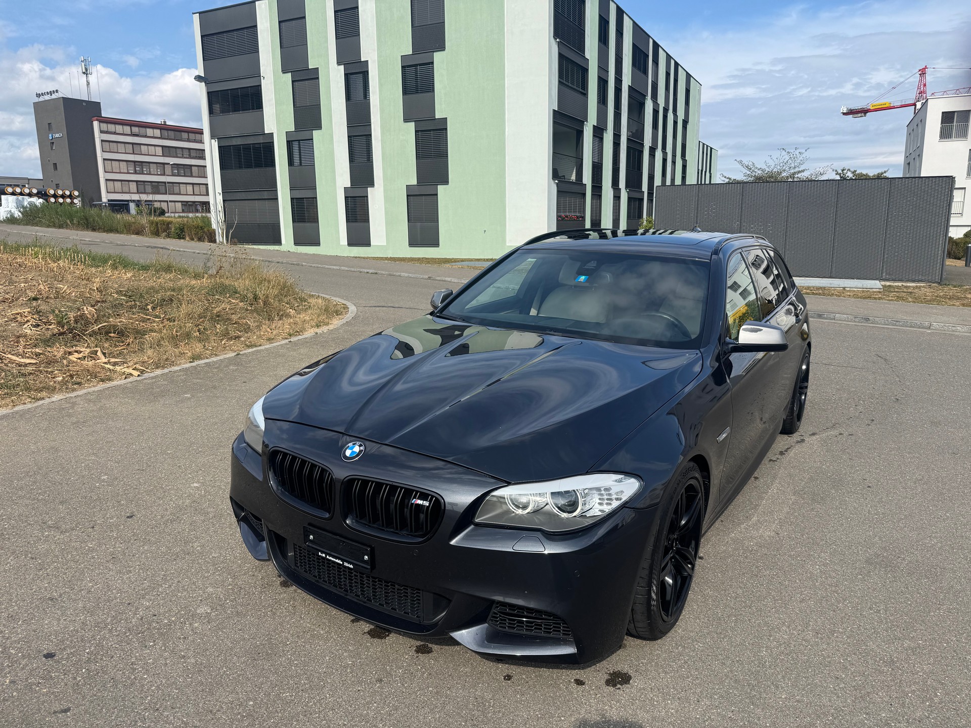BMW M550d xDrive Touring Steptronic-image-3