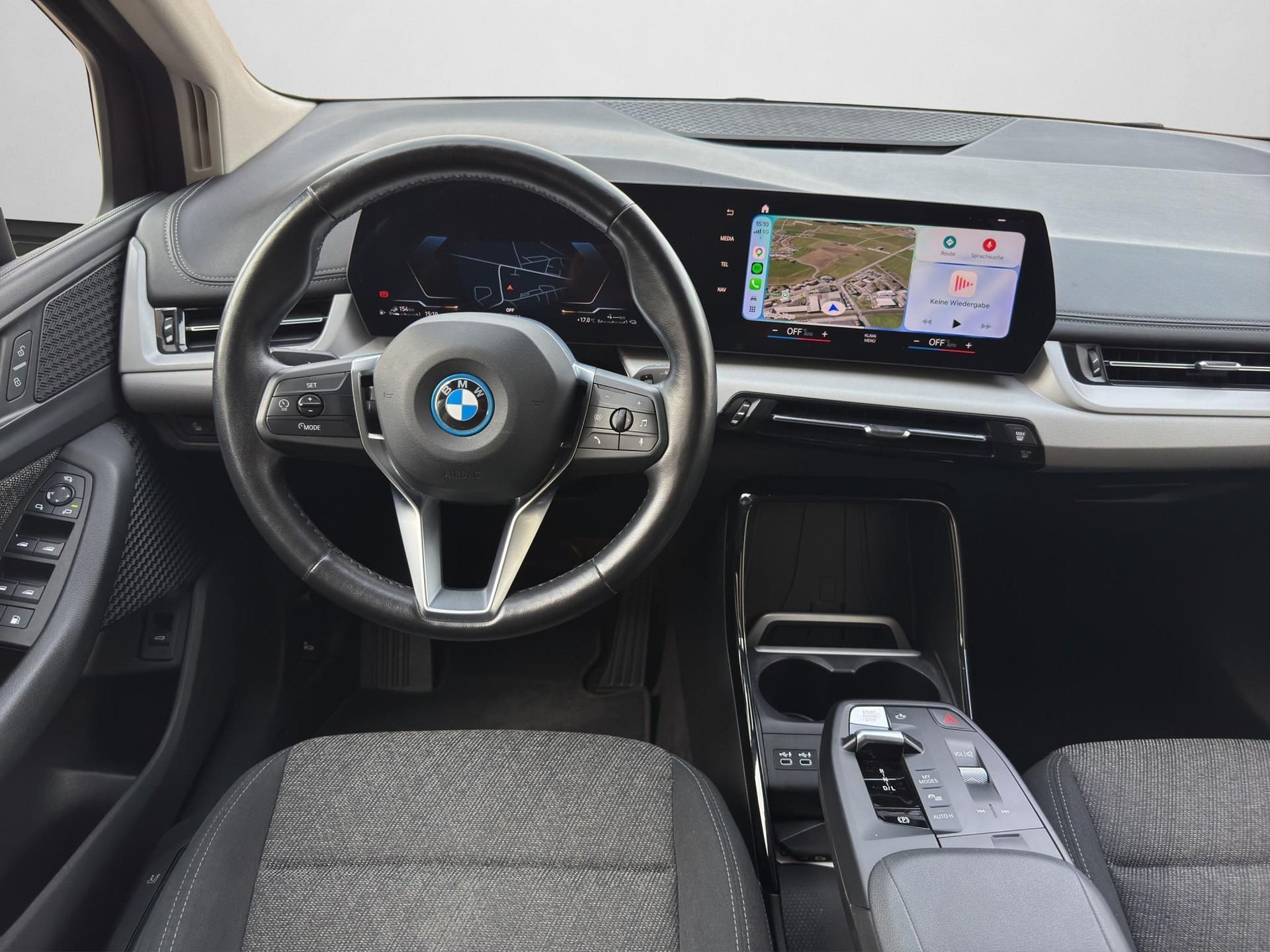 BMW 225e xDrive Active Tourer-showroom-element-3