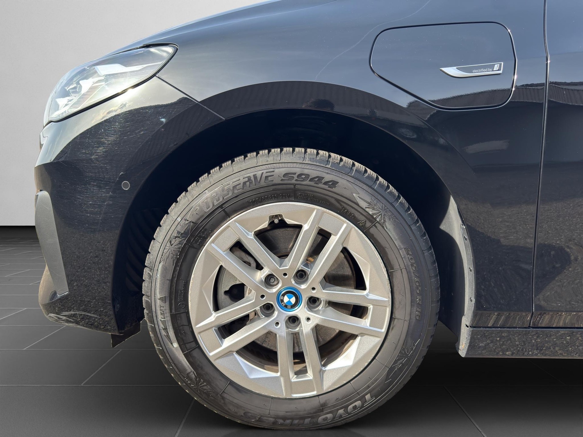 BMW 225e xDrive Active Tourer-image-18