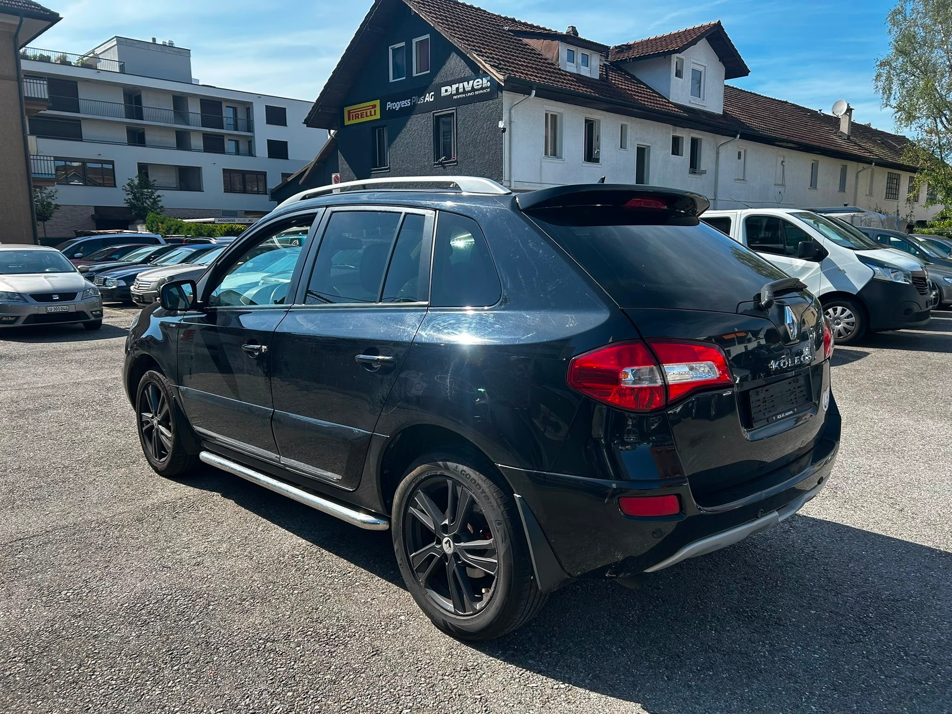RENAULT Koleos 2.0 dCi Limited 4x4 Automatic-image-3