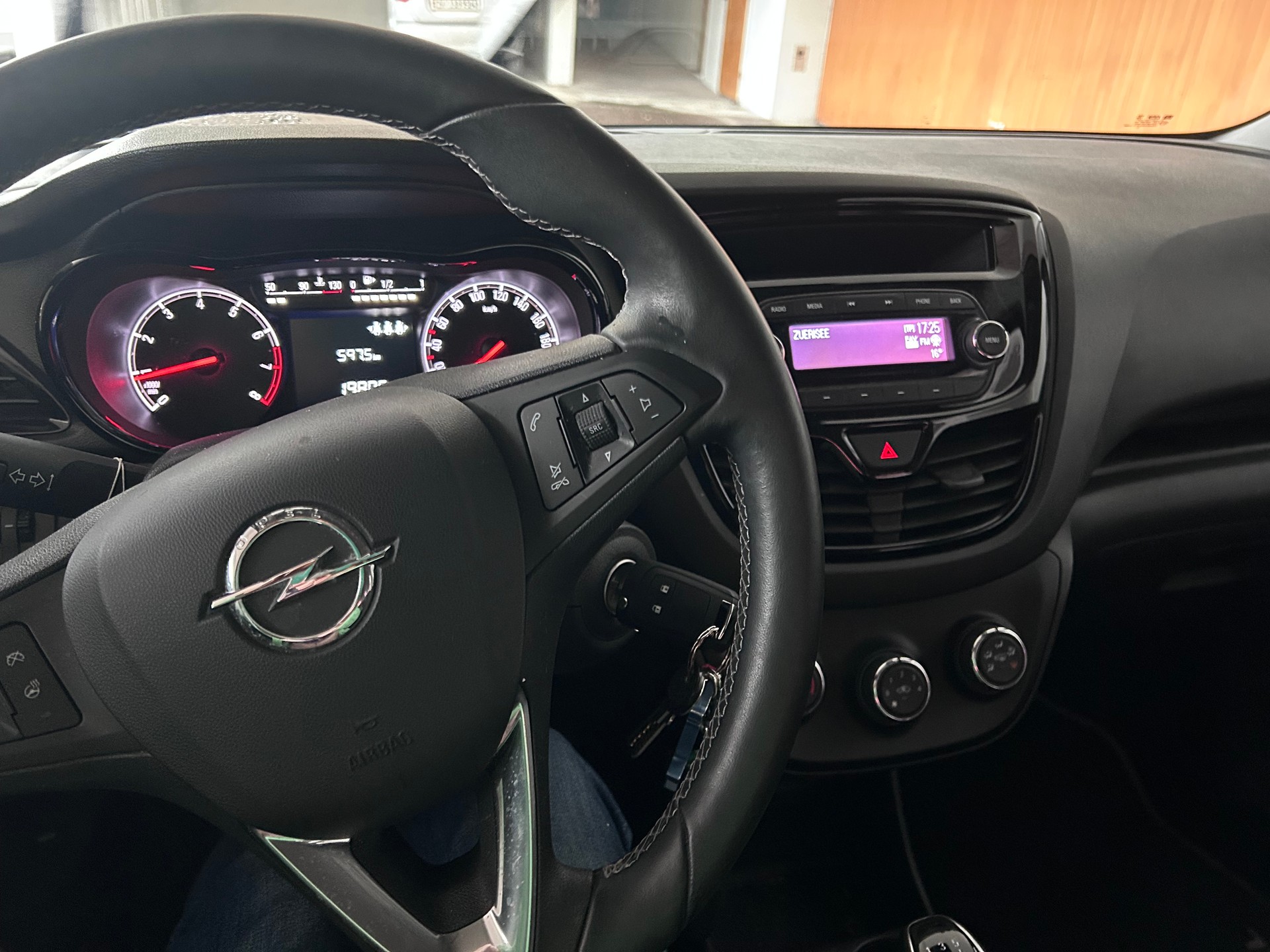 OPEL 1.0 Cosmo-image-3