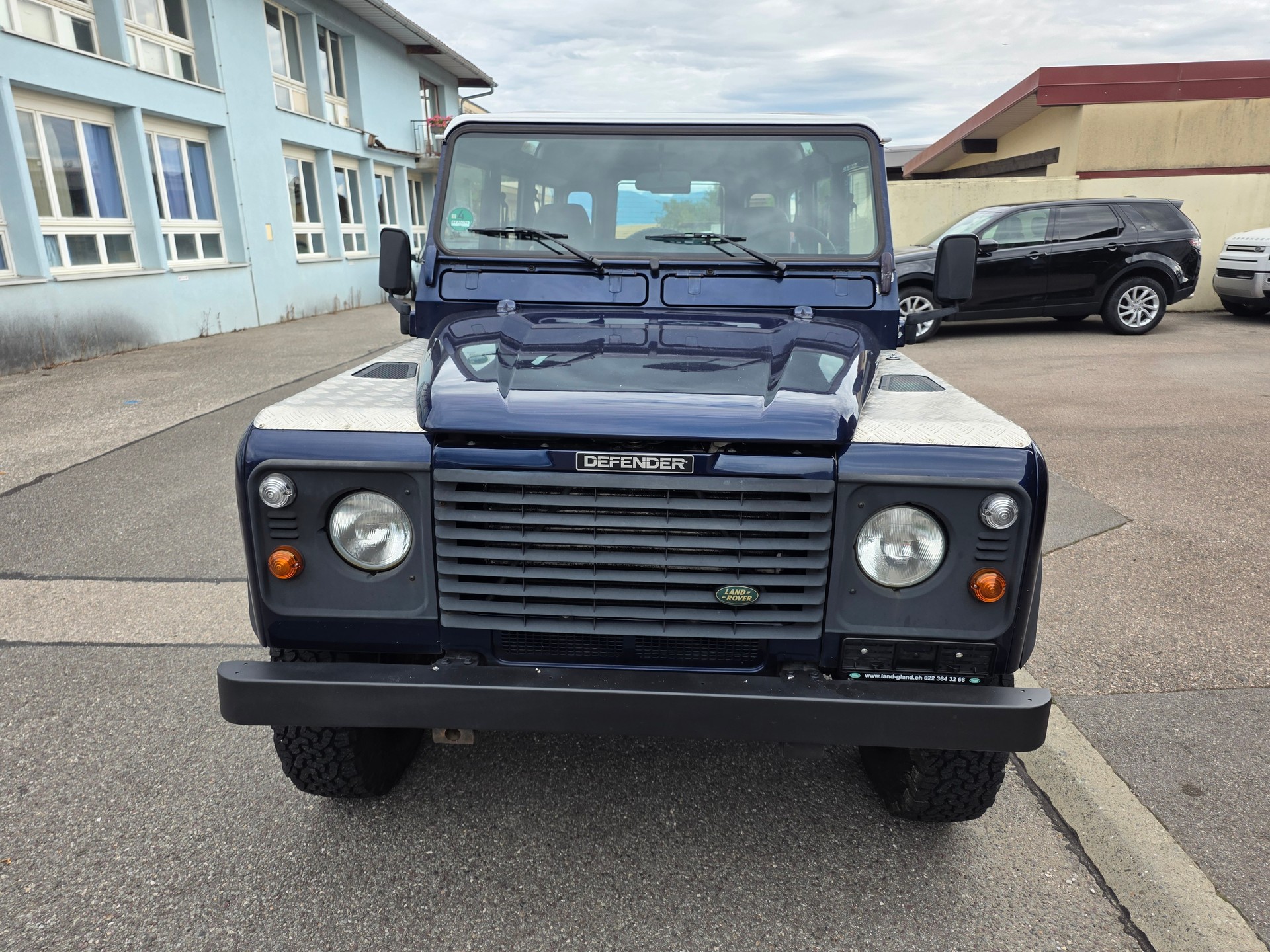 LAND ROVER Defender 110 SW 2.5 Td5-image-1