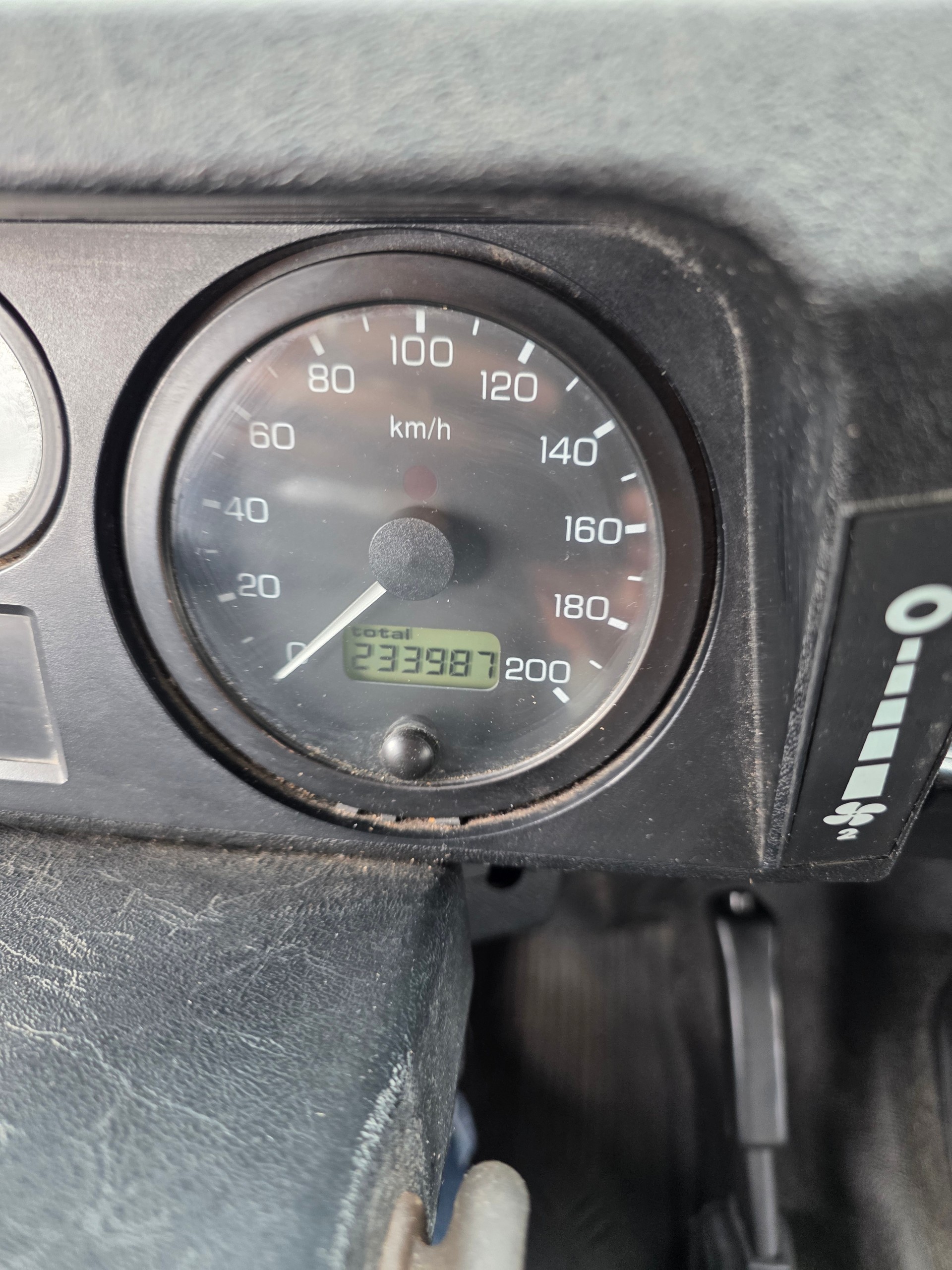 LAND ROVER Defender 110 SW 2.5 Td5-image-8
