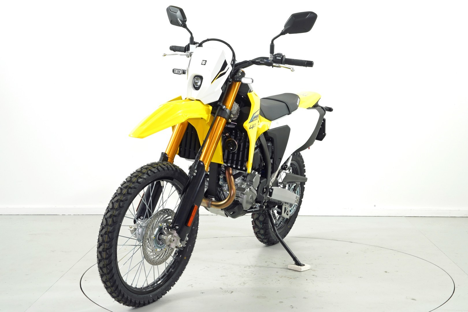 SUZUKI DR-Z4 ABS-showroom-element-2