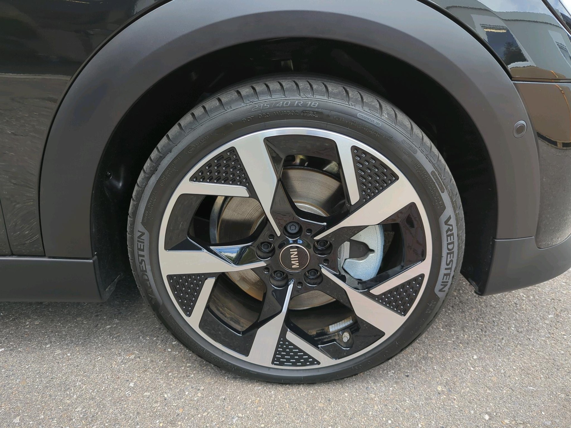 MINI Cooper 5 door C-image-8