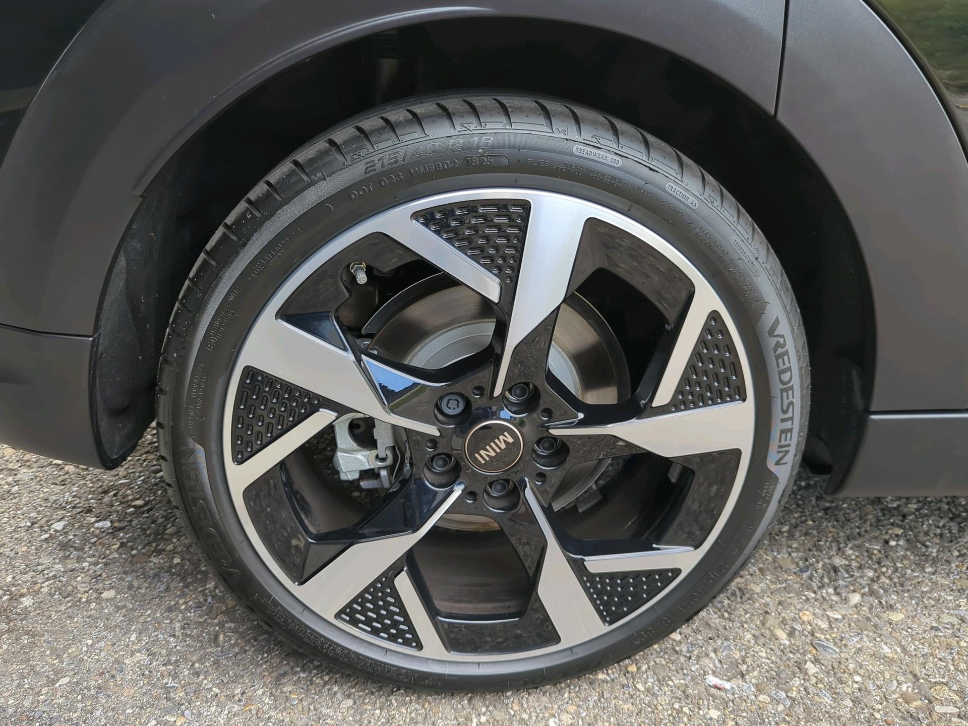 MINI Cooper 5 door C-image-6