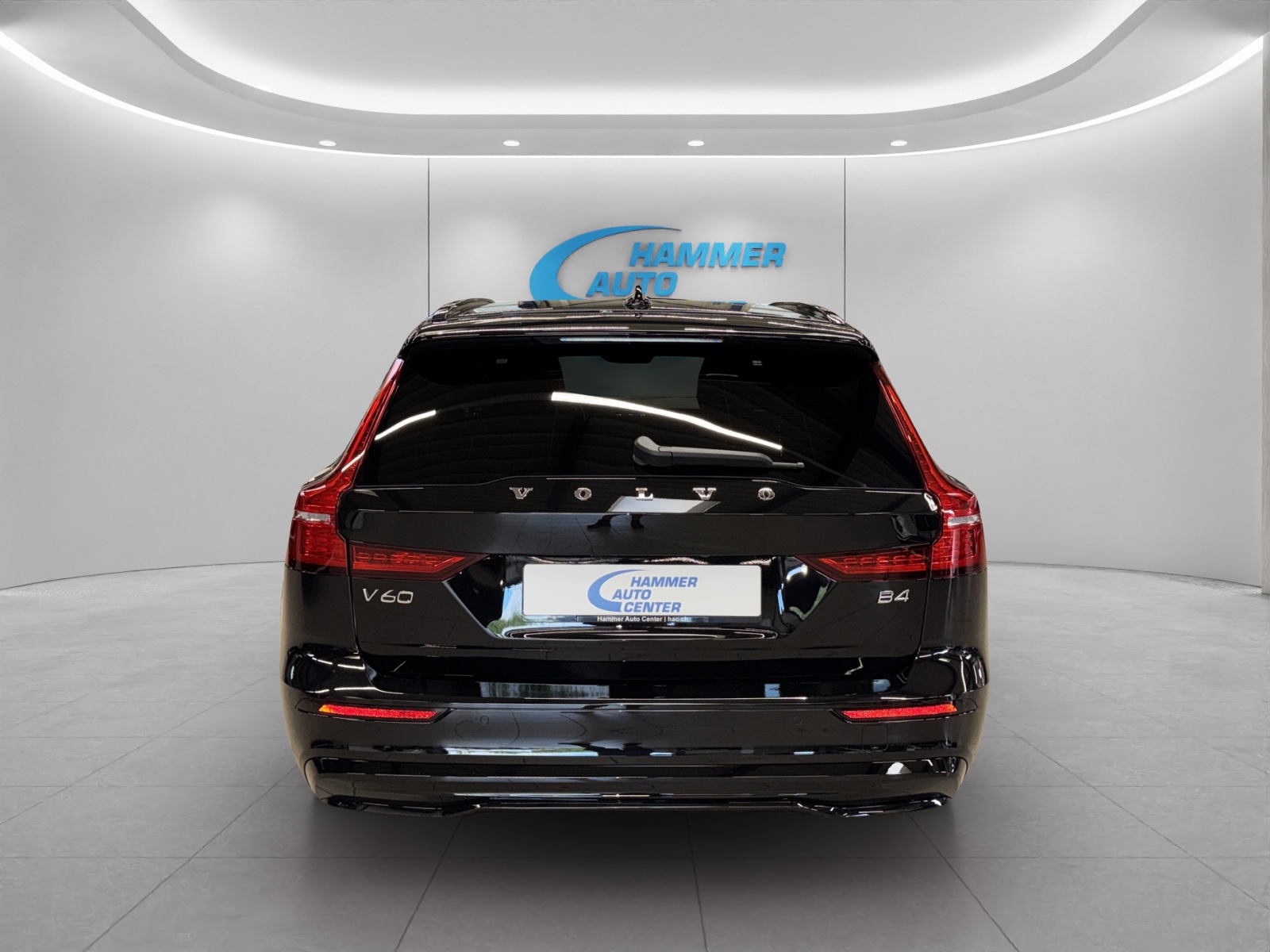 VOLVO V60 2.0 B4 Plus Dark-image-3