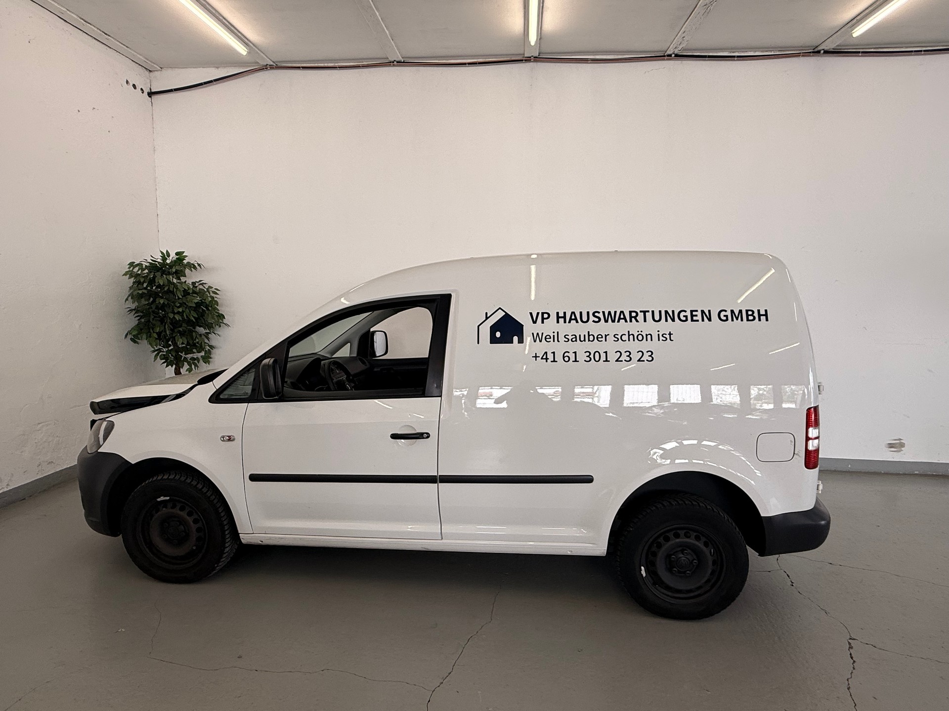 VW Caddy 2.0 TDI 4Motion-image-4