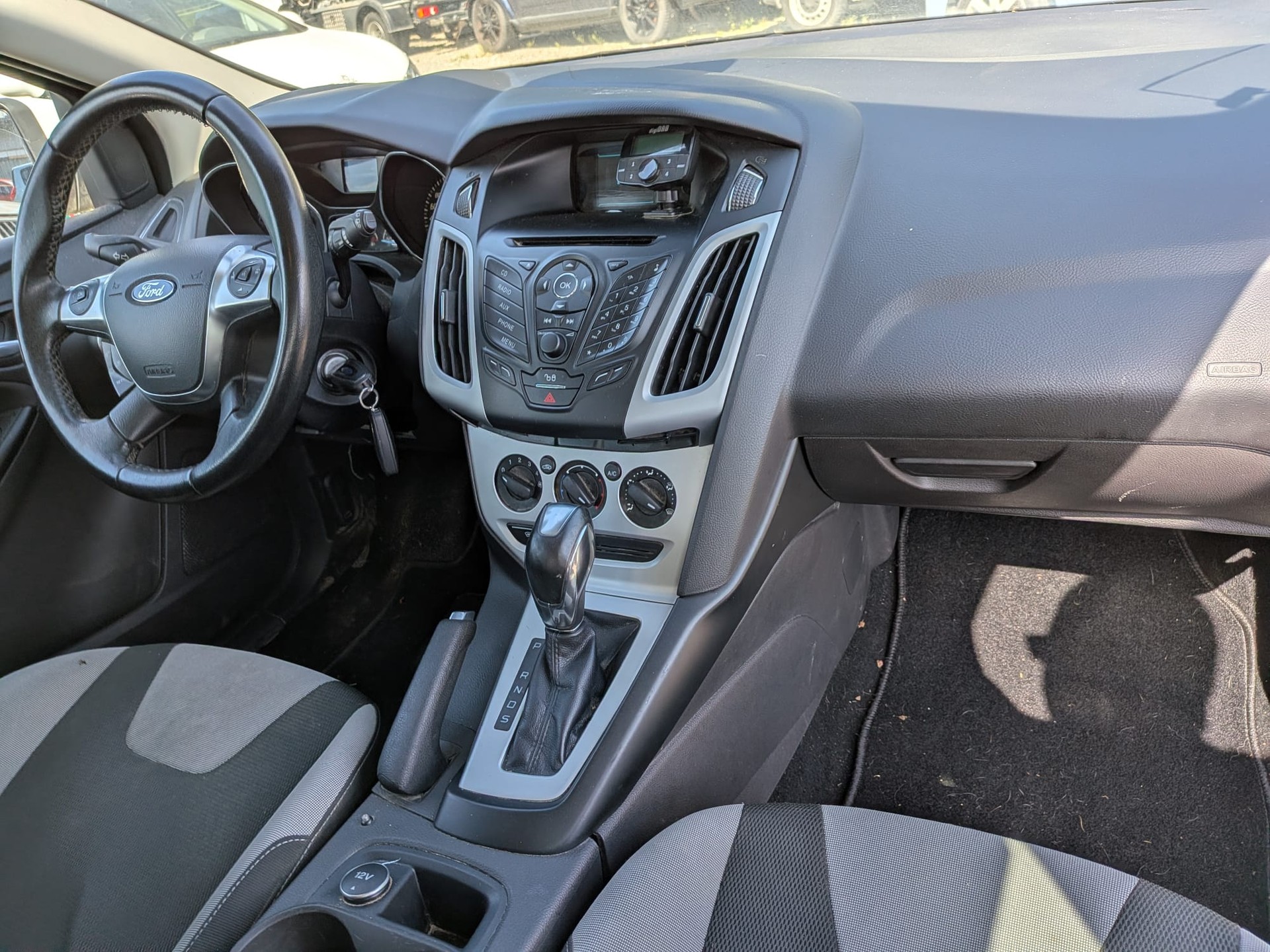 FORD Focus 2.0 TDCi Trend PowerShift-image-7