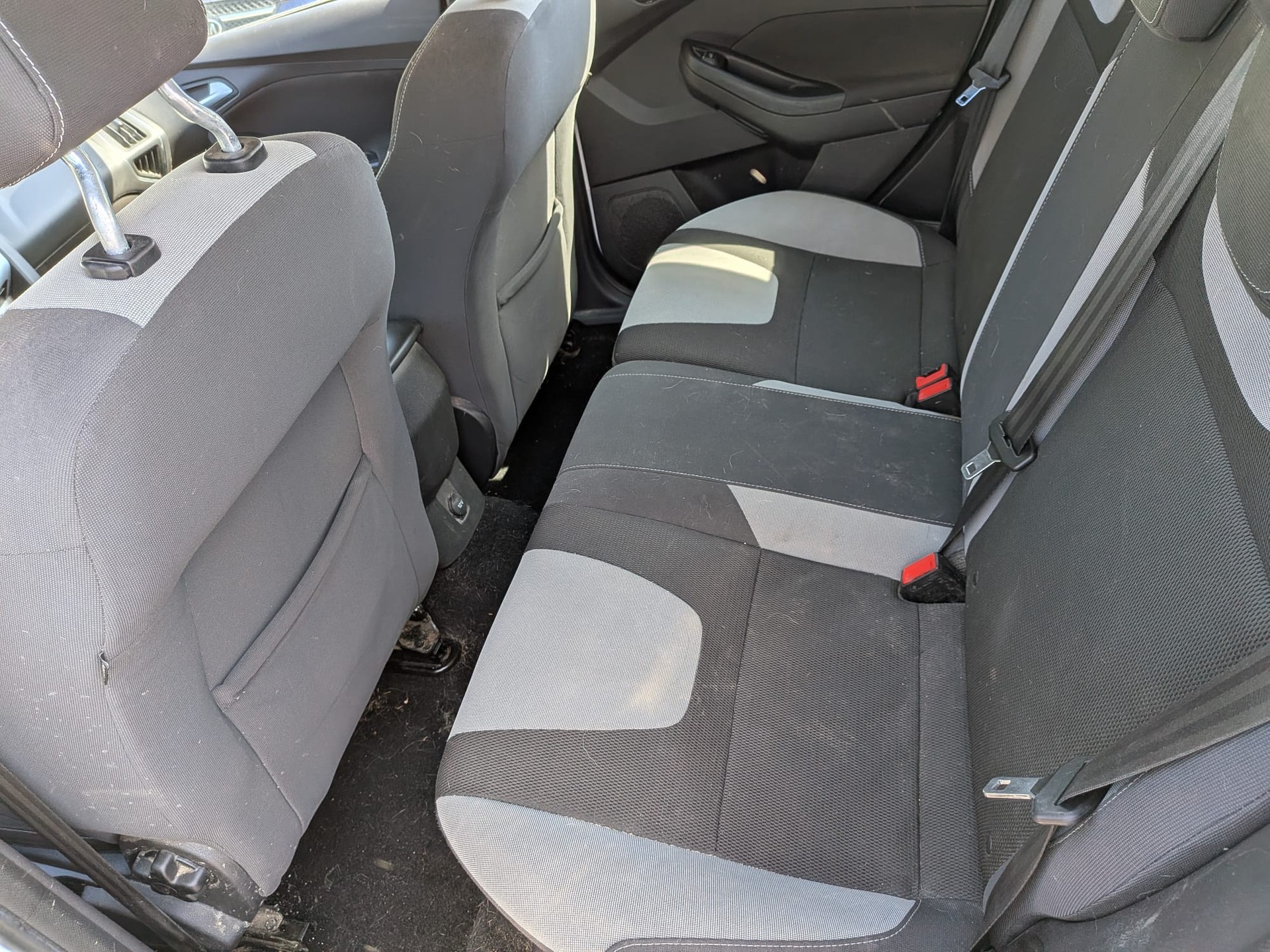 FORD Focus 2.0 TDCi Trend PowerShift-image-8