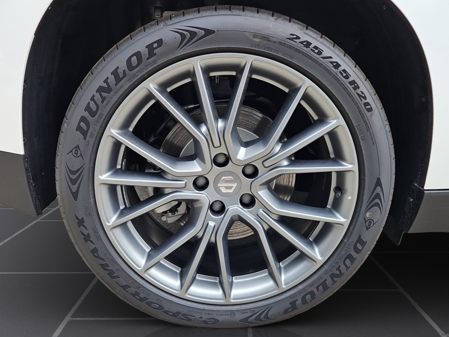 LEAPMOTOR C10 1.5 Hybrid EV-image-10