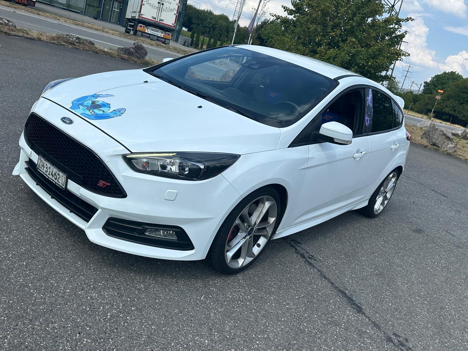 FORD Focus 2.0 SCTi ST-image-14
