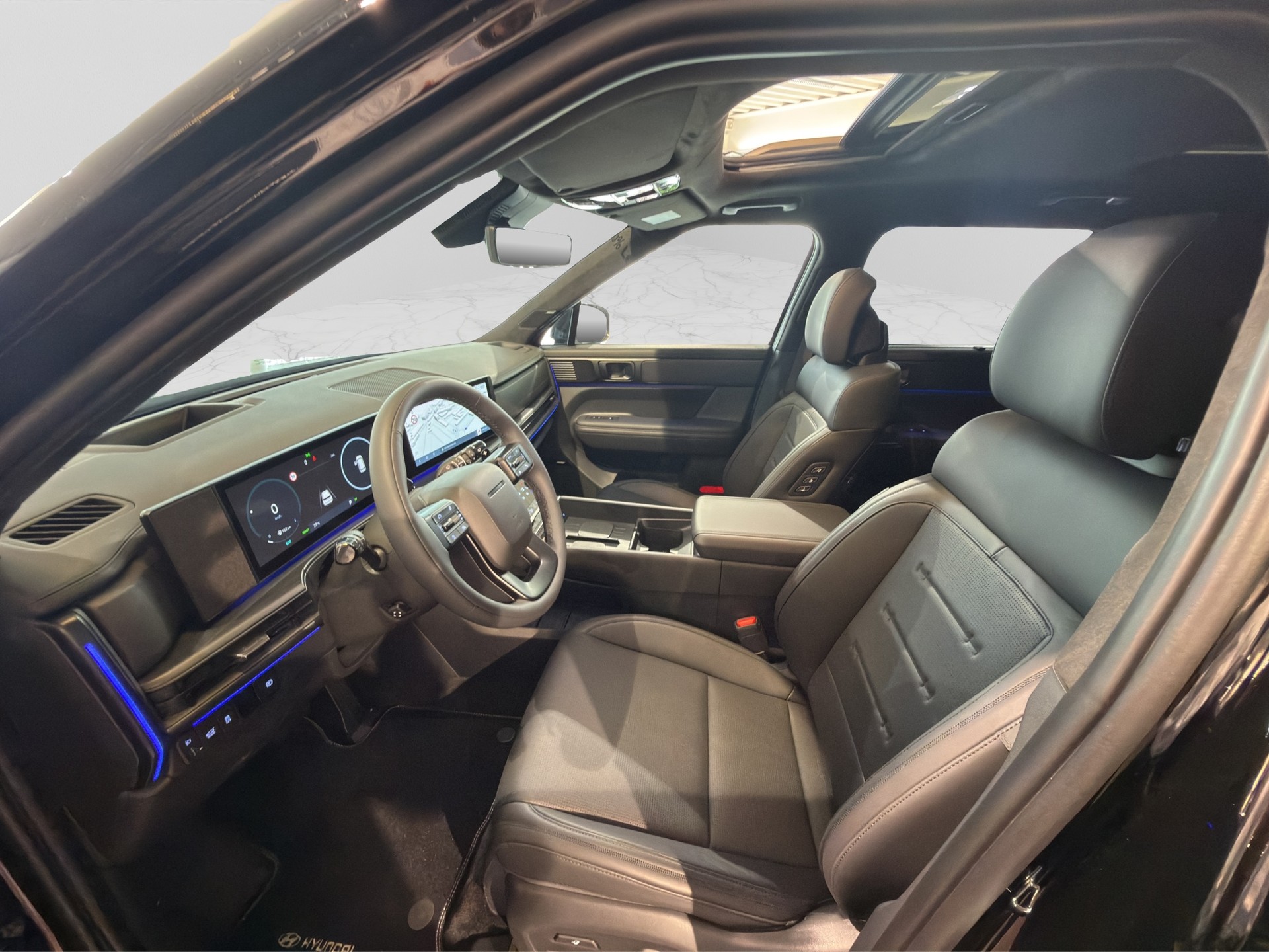 HYUNDAI Santa Fe 1.6 T-GDi HEV Calligraphy Swiss Ed. 4WD Automatic-image-8