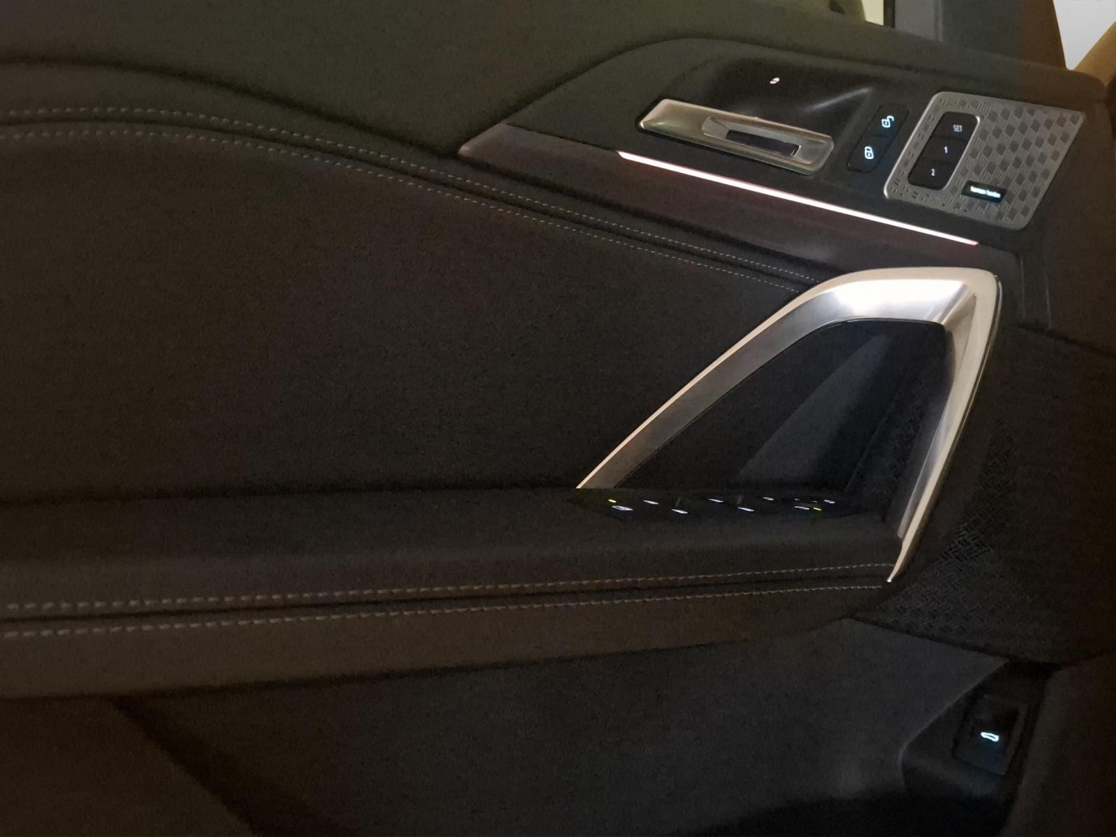 BMW X1 20i sDrive paddles-image-7