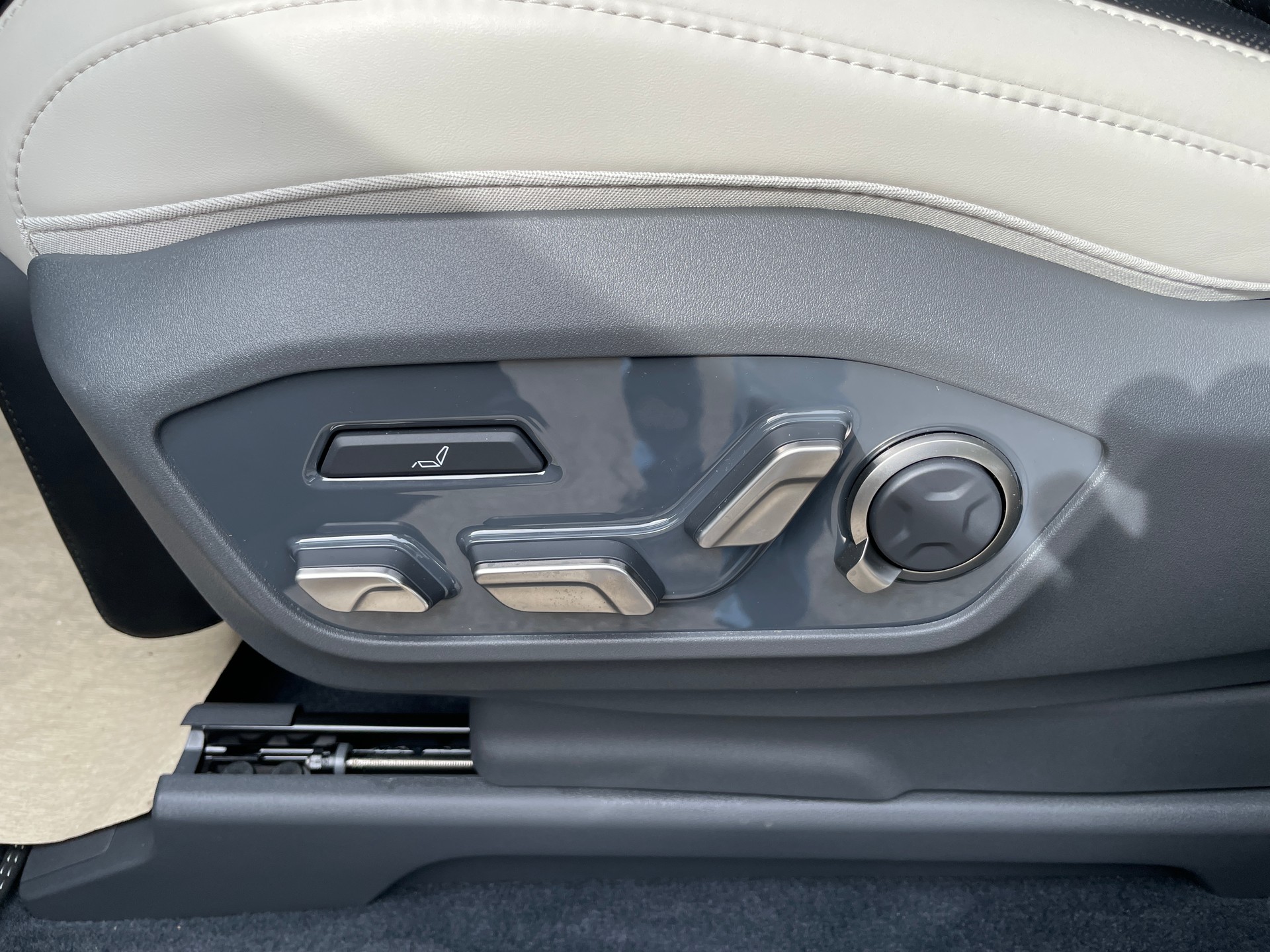 KIA EV9 99,8 kWh GT-Line 4x4 Relaxation Seat 6 Sitze-image-19