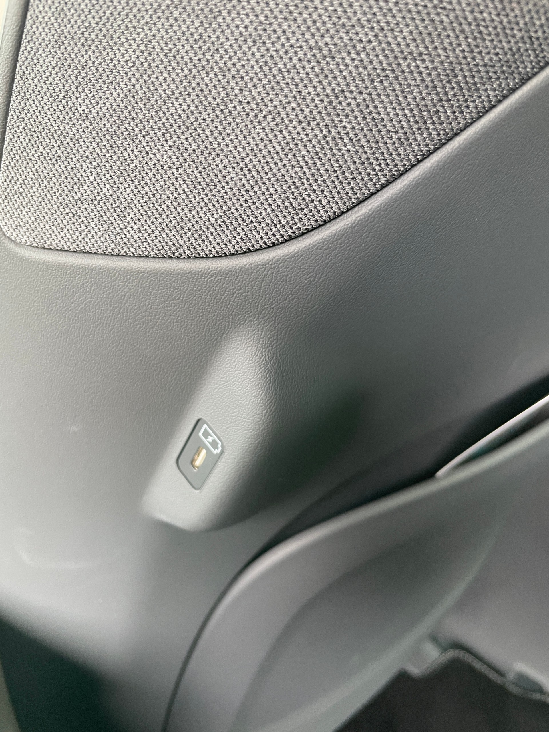 KIA EV9 99,8 kWh GT-Line 4x4 Relaxation Seat 6 Sitze-image-14