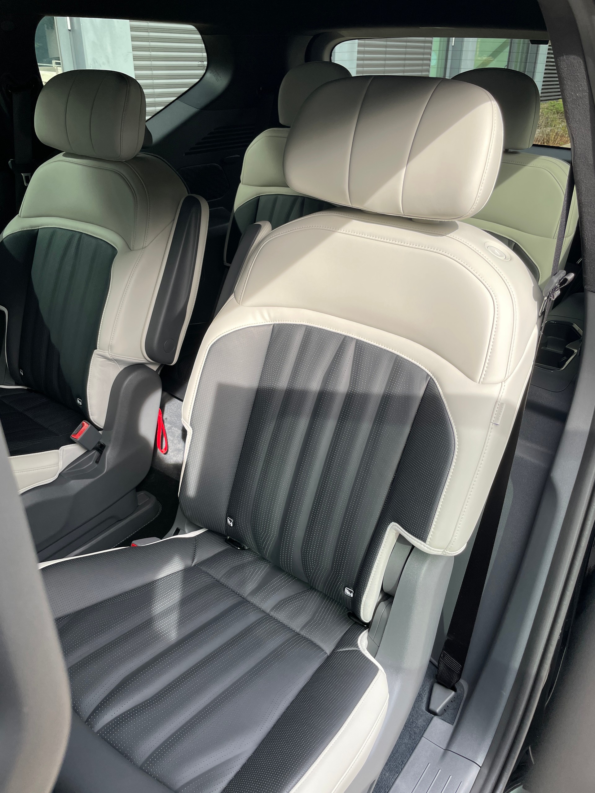 KIA EV9 99,8 kWh GT-Line 4x4 Relaxation Seat 6 Sitze-image-21