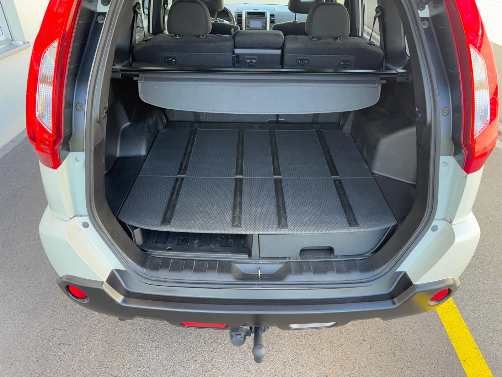 NISSAN X-Trail 2.0 dCi 16V SE-image-12