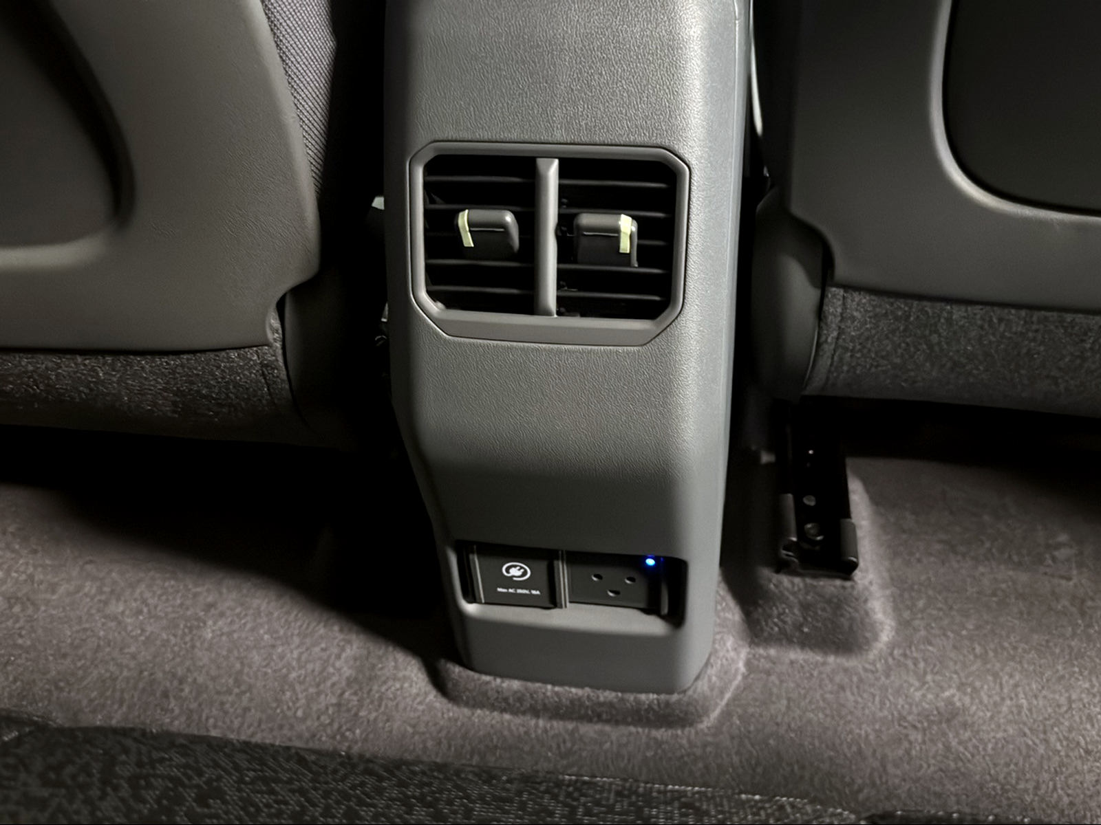 KIA EV2 42 kWh Earth-image-29