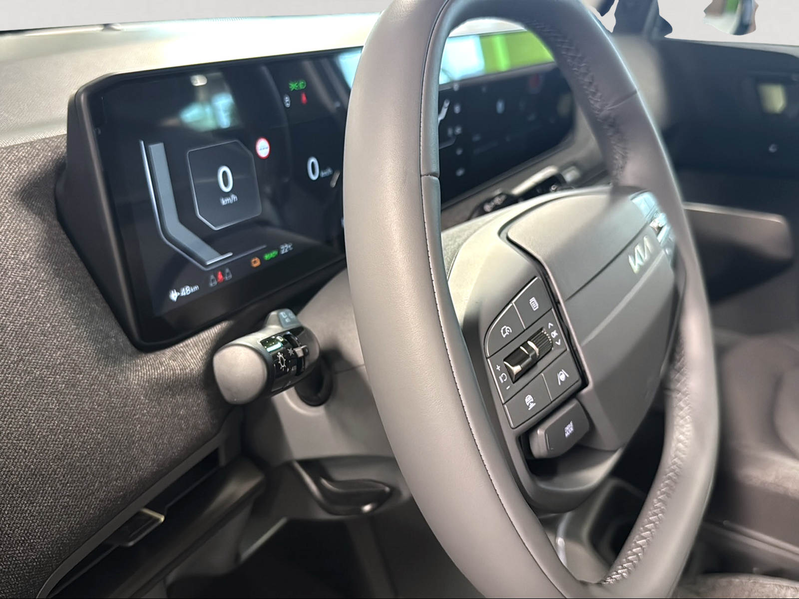 KIA EV2 42 kWh Earth-image-16
