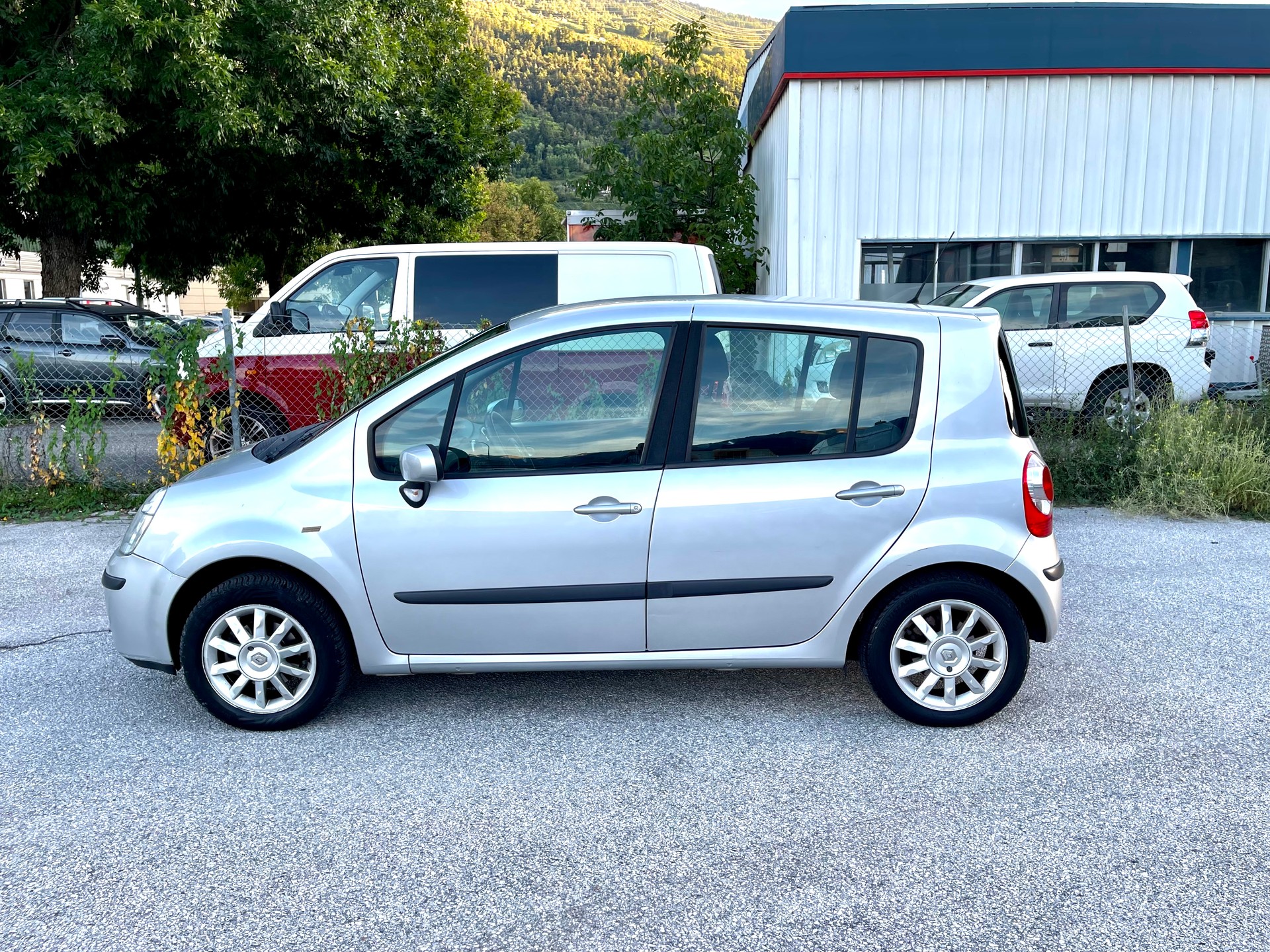 RENAULT Modus 1.6 16V Exception Automatic-image-21